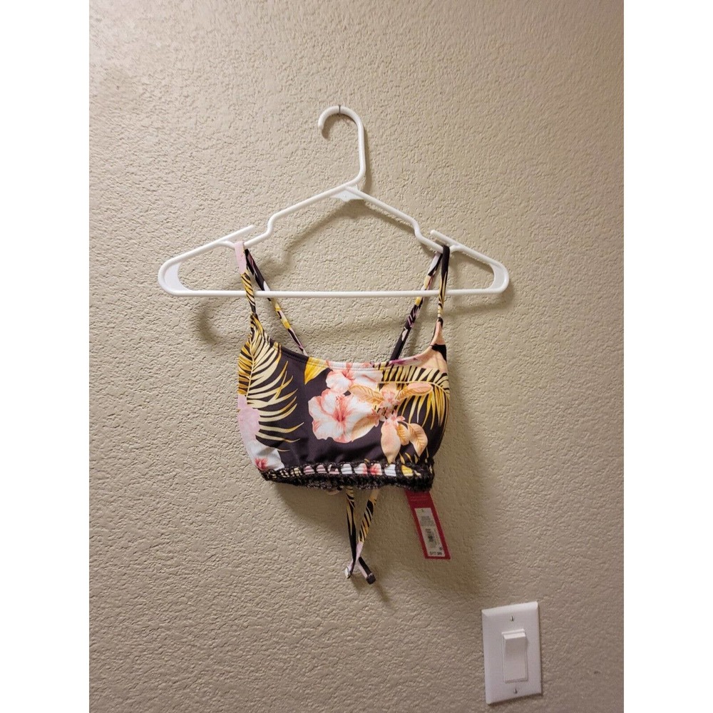NEW Xhilaration Floral Crochet Trim Bikini Top Size large